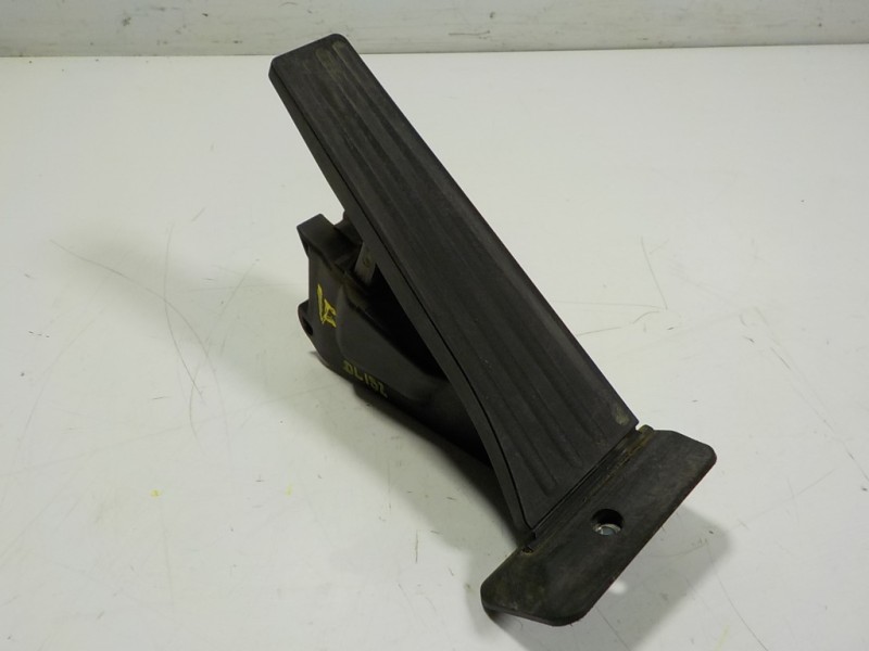 Recambio de potenciometro pedal para bmw serie 1 lim. (f20) 2.0 turbodiesel referencia OEM IAM 35406889819 35426853176 