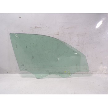 CRISTAL PUERTA DELANTERO DERECHO 82G845202 