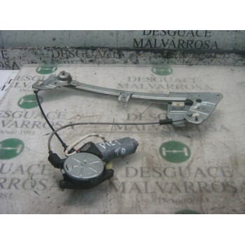 ELEVALUNAS TRASERO DERECHO B01A72560F 