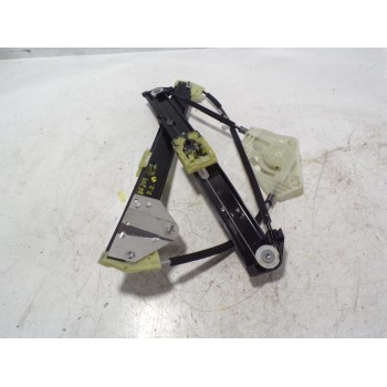 ELEVALUNAS DELANTERO DERECHO 82G837462 82G837462 