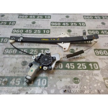 ELEVALUNAS TRASERO DERECHO 