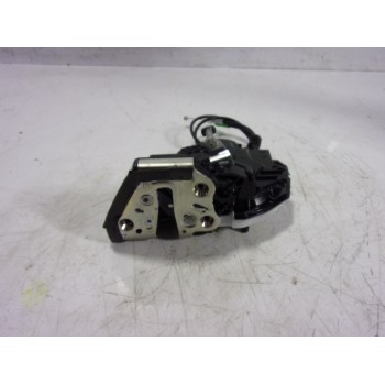 CERRADURA PUERTA TRASERA DERECHA 690500K110 