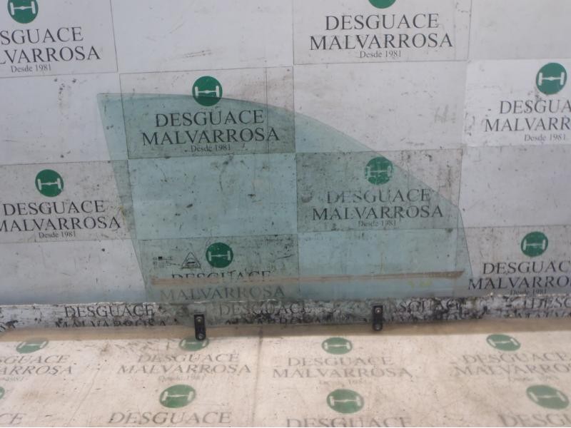 Recambio de cristal puerta delantero derecho para kia opirus básico referencia OEM IAM 824203F000  