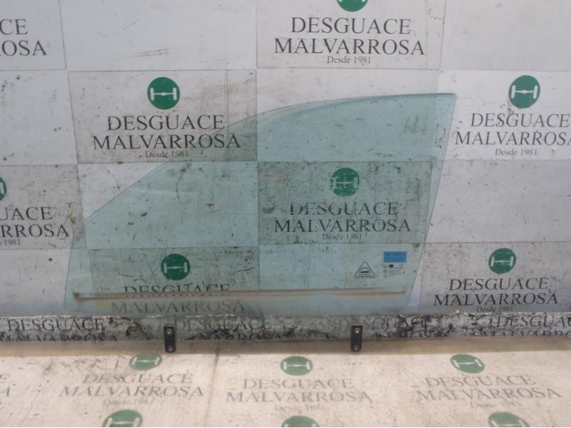 Recambio de cristal puerta delantero izquierdo para kia opirus básico referencia OEM IAM 824103F000  