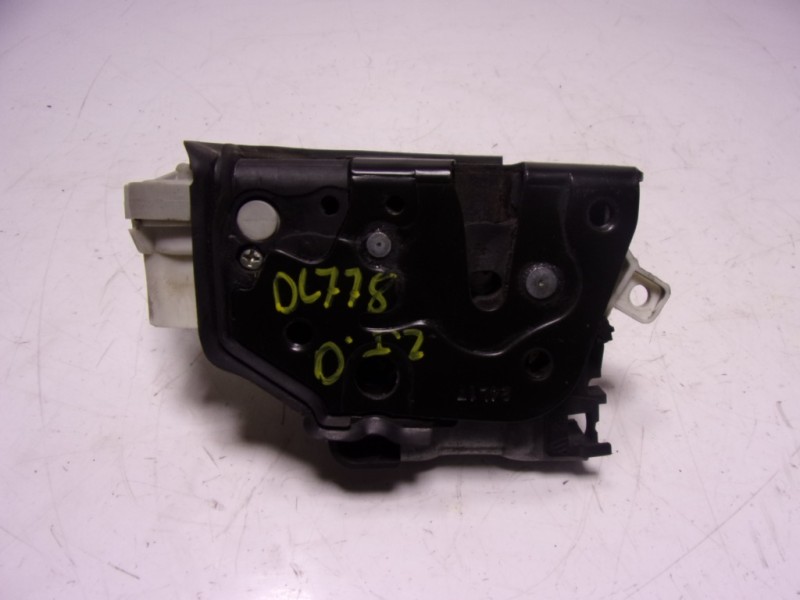 Recambio de cerradura puerta delantera izquierda para audi a1 (8xk) 1.0 tfsi referencia OEM IAM 8X1837015C 8X1837015C 