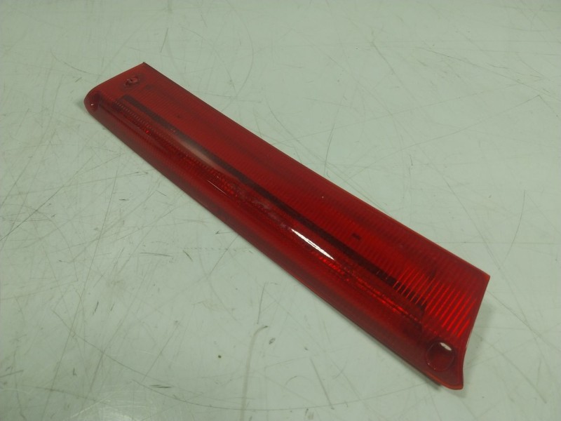 Recambio de piloto trasero central para ford focus iii 1.0 ecoboost referencia OEM IAM 2085739  