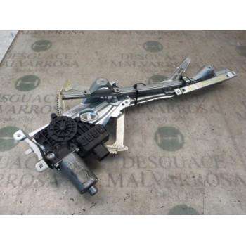 ELEVALUNAS DELANTERO DERECHO 