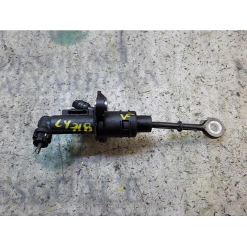 BOMBA EMBRAGUE 6R0721405B 