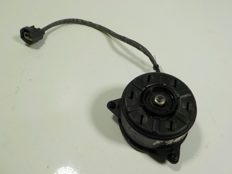Recambio de electroventilador para cadillac srx 3.6 v6 cat referencia OEM IAM 88957422 AX1680009254 AX1680009254
