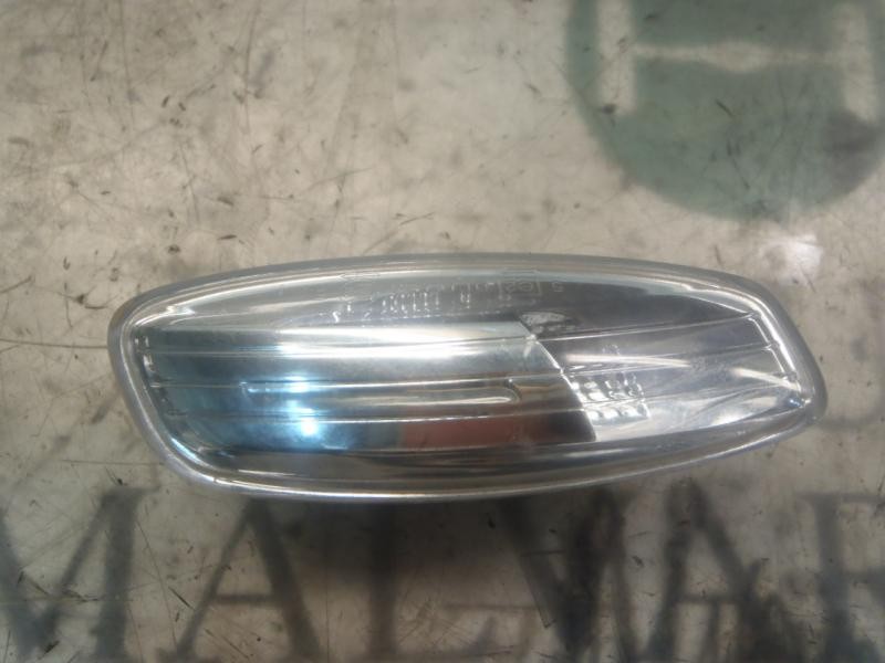 Recambio de piloto lateral derecho para peugeot 308 confort referencia OEM IAM 6325G6  