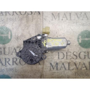 MOTOR ELEVALUNAS TRASERO DERECHO 834603F000 GHP5C21 