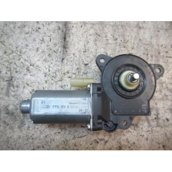 MOTOR ELEVALUNAS DELANTERO DERECHO 
