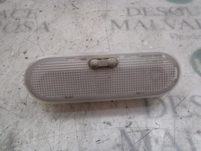 Recambio de piloto interior para renault modus confort dynamique referencia OEM IAM 8200074362  