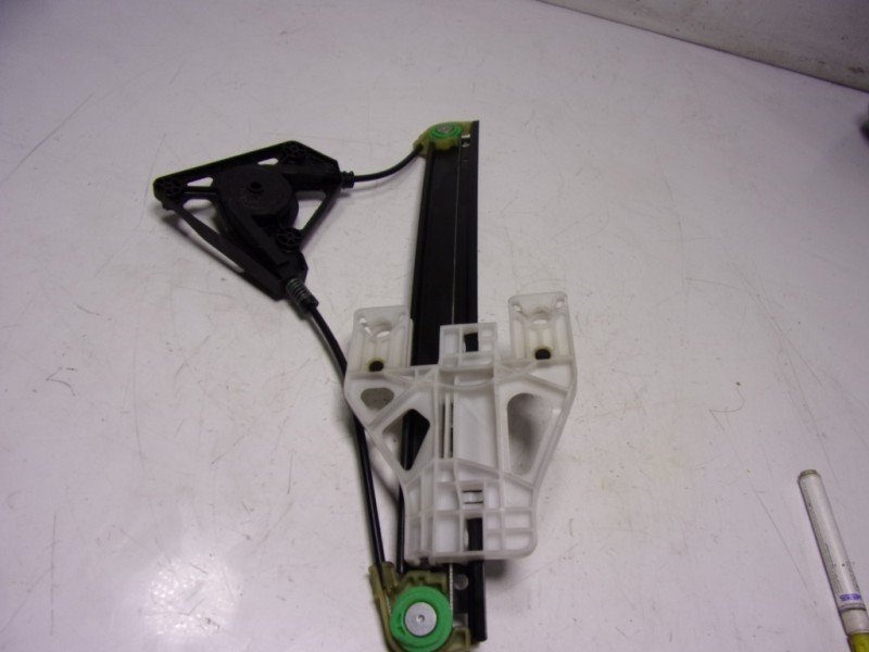 Recambio de elevalunas trasero izquierdo para audi a1 (8xk) 1.0 tfsi referencia OEM IAM 8X4839461A 8X4839461A 