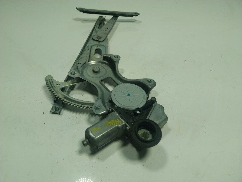 Recambio de elevalunas delantero derecho para toyota prius (_w3_) 1.8 hybrid (zvw3_) referencia OEM IAM   