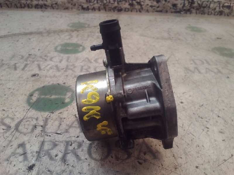 Recambio de depresor freno / bomba vacio para renault megane ii berlina 5p 1.5 dci diesel referencia OEM IAM   
