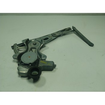 ELEVALUNAS TRASERO DERECHO 