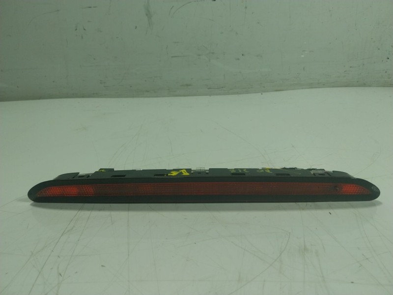 Recambio de piloto trasero central para volkswagen polo vi (aw1, bz1, ae1) 1.0 tsi referencia OEM IAM 5G0945087B  