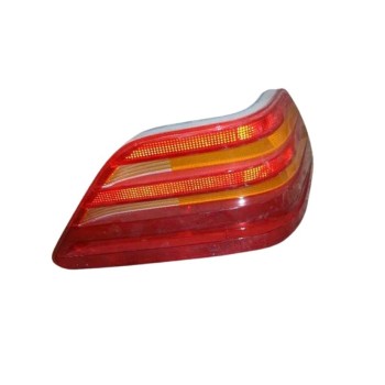 PILOTO TRASERO DERECHO 