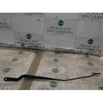 BRAZO LIMPIA DELANTERO DERECHO 