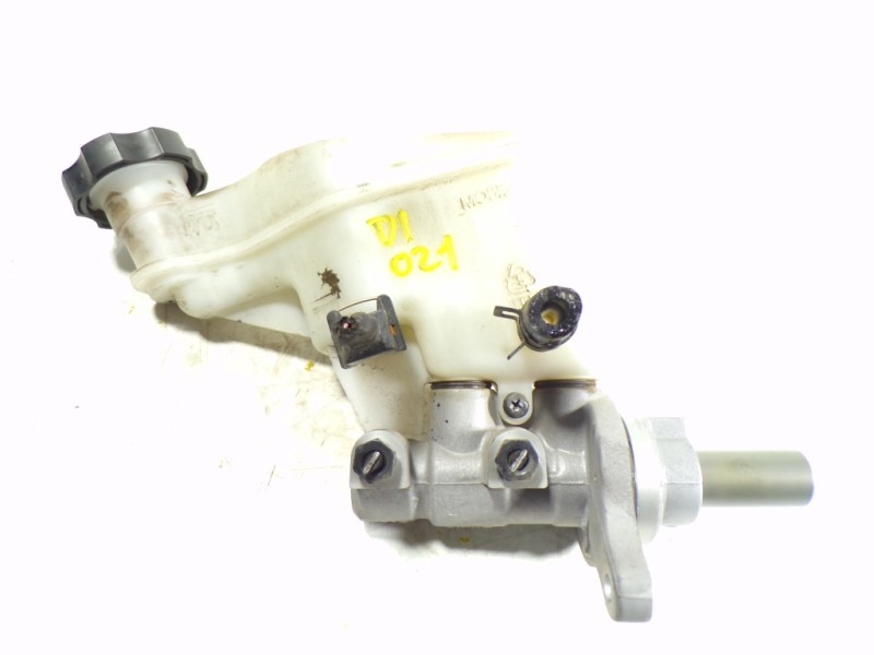 Recambio de bomba freno para kia cee´´d 1.4 crdi cat referencia OEM IAM 58510A5200  