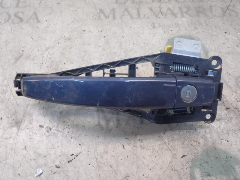 Recambio de maneta exterior delantera izquierda para opel zafira b 1.9 cdti referencia OEM IAM   