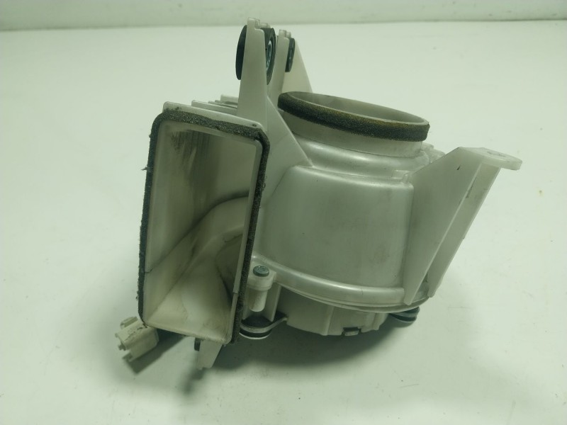 Recambio de motor calefaccion para toyota prius (_w3_) 1.8 hybrid (zvw3_) referencia OEM IAM  G923076010 