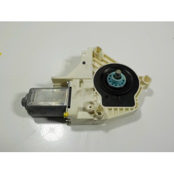 MOTOR ELEVALUNAS TRASERO DERECHO 8K0959801B 8K0959801B 1036919810200
