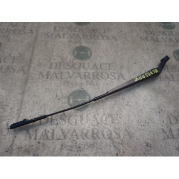 BRAZO LIMPIA DELANTERO DERECHO 