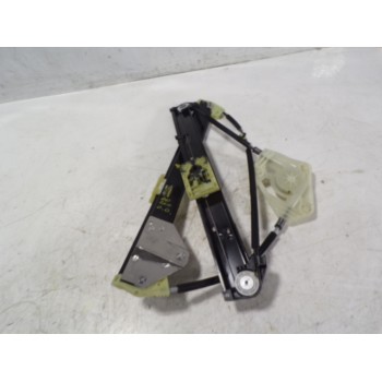 ELEVALUNAS DELANTERO DERECHO 82G837462 82G837462 