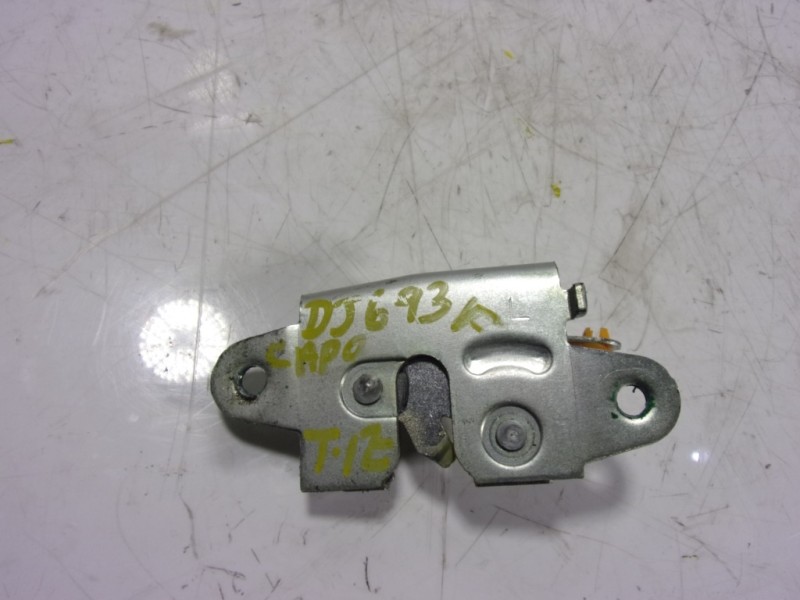 Recambio de cerradura maletero / porton para toyota hilux (3b/3c/3d) doble cabina referencia OEM IAM 657900K010  