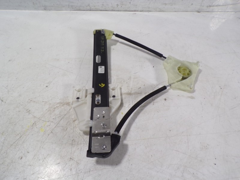 Recambio de elevalunas trasero izquierdo para audi a1 sportback (gba) 1.0 tfsi referencia OEM IAM 82G839461 82G839461 