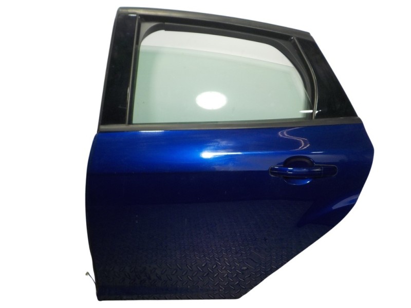 Recambio de puerta trasera izquierda para ford focus lim. 1.0 ecoboost cat referencia OEM IAM 2172760  