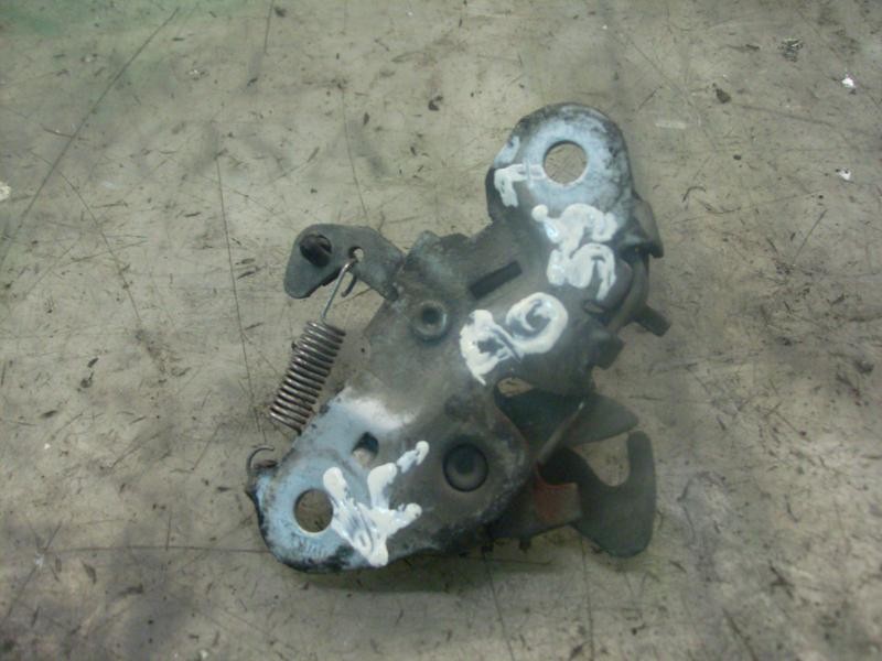 Recambio de cerradura capot para peugeot 206 berlina 1.9 diesel referencia OEM IAM   