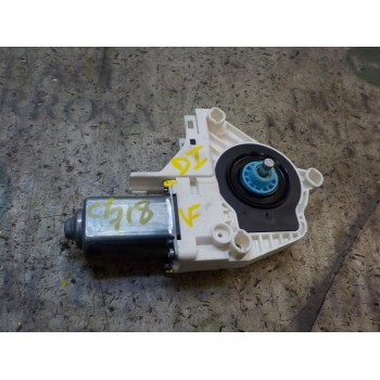MOTOR ELEVALUNAS DELANTERO IZQUIERDO 8K0959801C 8K0959801C 