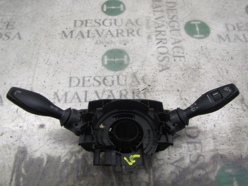 Recambio de mando intermitentes para ford fiesta (ccn) trend referencia OEM IAM 1682336  