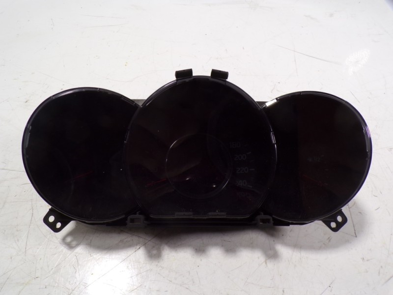 Recambio de cuadro instrumentos para kia cee´´d 1.4 crdi cat referencia OEM IAM 94033A2020 94033A2020 