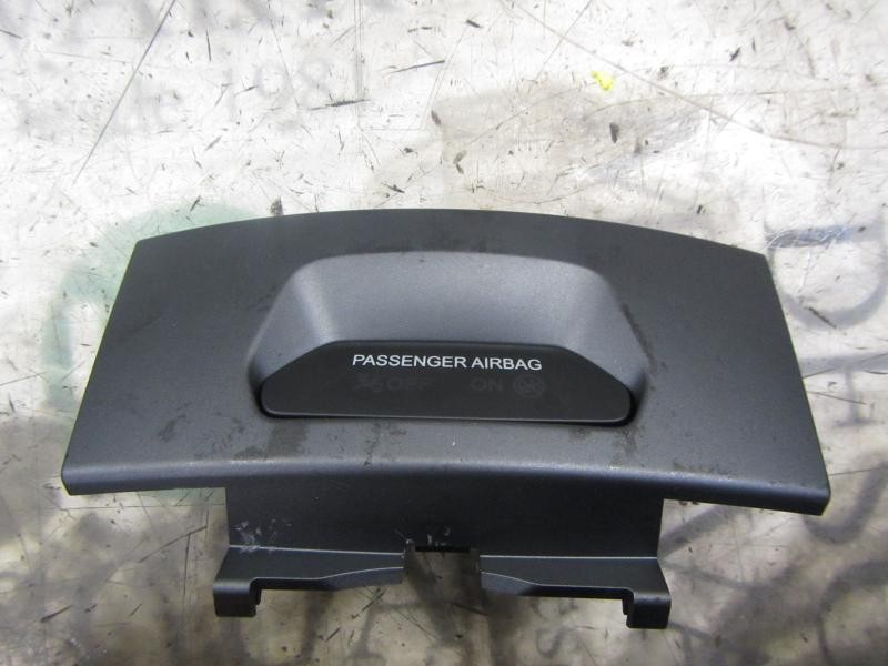 Recambio de modulo electronico para ford fiesta (ccn) trend referencia OEM IAM 2043562 BK2T14B418AB 150621775