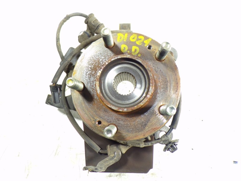 Recambio de mangueta delantera derecha para kia cee´´d 1.4 crdi cat referencia OEM IAM 51716A2000  