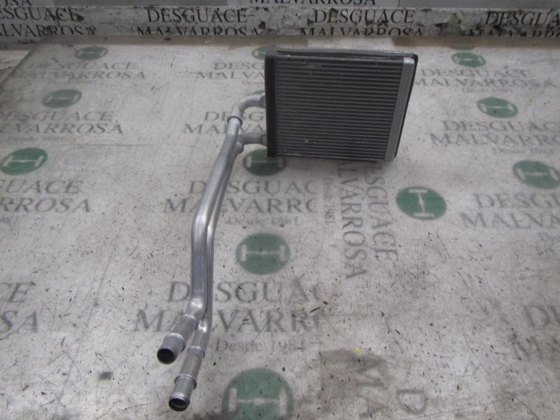 Recambio de radiador calefaccion / aire acondicionado para ford fiesta (ccn) trend referencia OEM IAM 1743436  