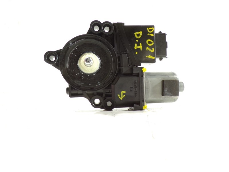 Recambio de motor elevalunas delantero izquierdo para kia cee´´d 1.4 crdi cat referencia OEM IAM 82450A2010 82450A2010 