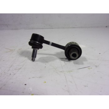 TIRANTE TRASERO DERECHO 