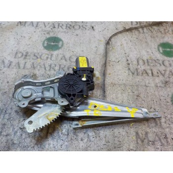 ELEVALUNAS TRASERO DERECHO 