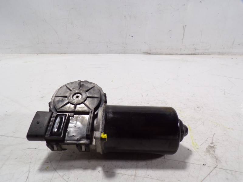 Recambio de motor limpia delantero para kia cee´´d 1.4 crdi cat referencia OEM IAM 98110A2000  