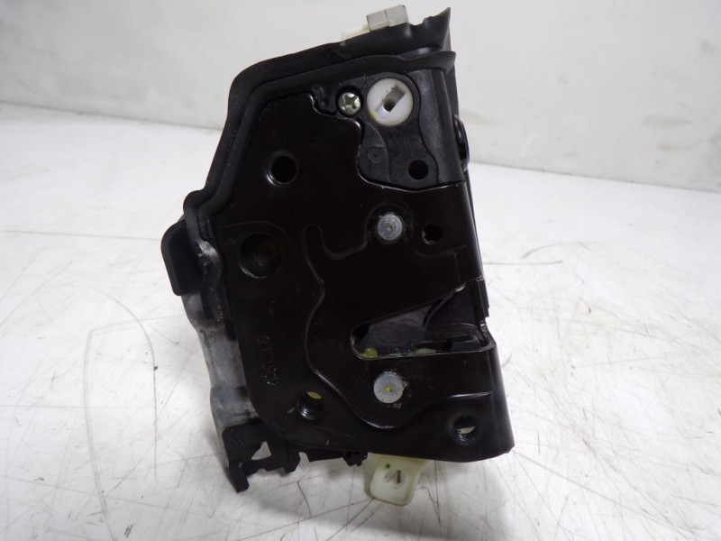 Recambio de cerradura puerta trasera izquierda para audi q5 (8r) 3.0 tdi quattro (190kw) referencia OEM IAM 8K0839015H 8K0839015