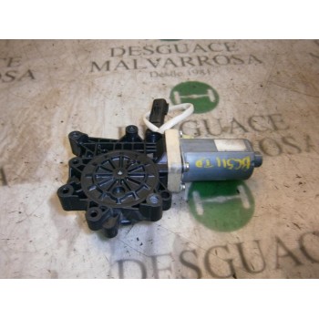 MOTOR ELEVALUNAS TRASERO DERECHO 