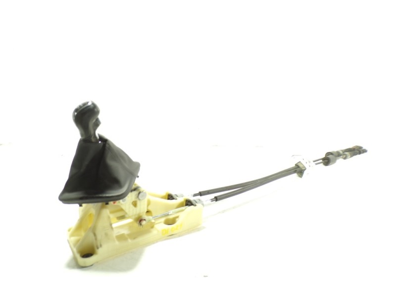 Recambio de palanca cambio para kia cee´´d 1.4 crdi cat referencia OEM IAM 43700A2520WK  