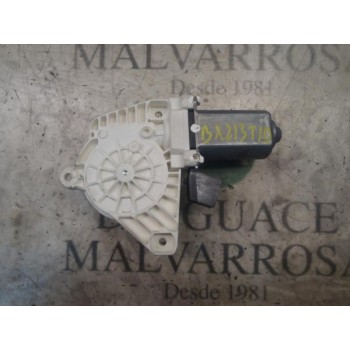 MOTOR ELEVALUNAS TRASERO DERECHO A1698204642 A1698204642 996147102