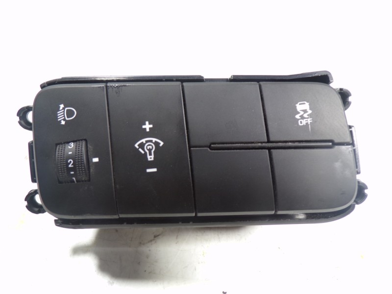 Recambio de modulo electronico para hyundai i10 1.0 cat referencia OEM IAM 93760B9000  