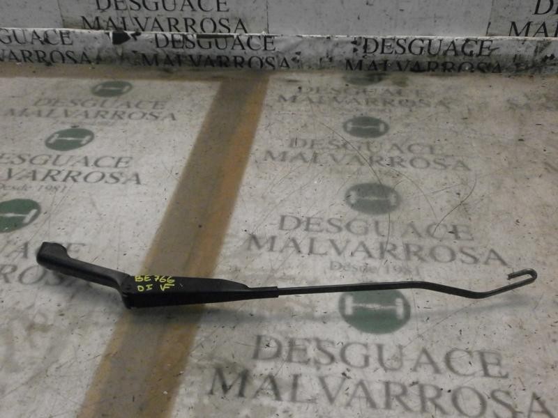 Recambio de brazo limpia delantero izquierdo para renault clio ii fase ii (b/cb0) dynamique referencia OEM IAM   